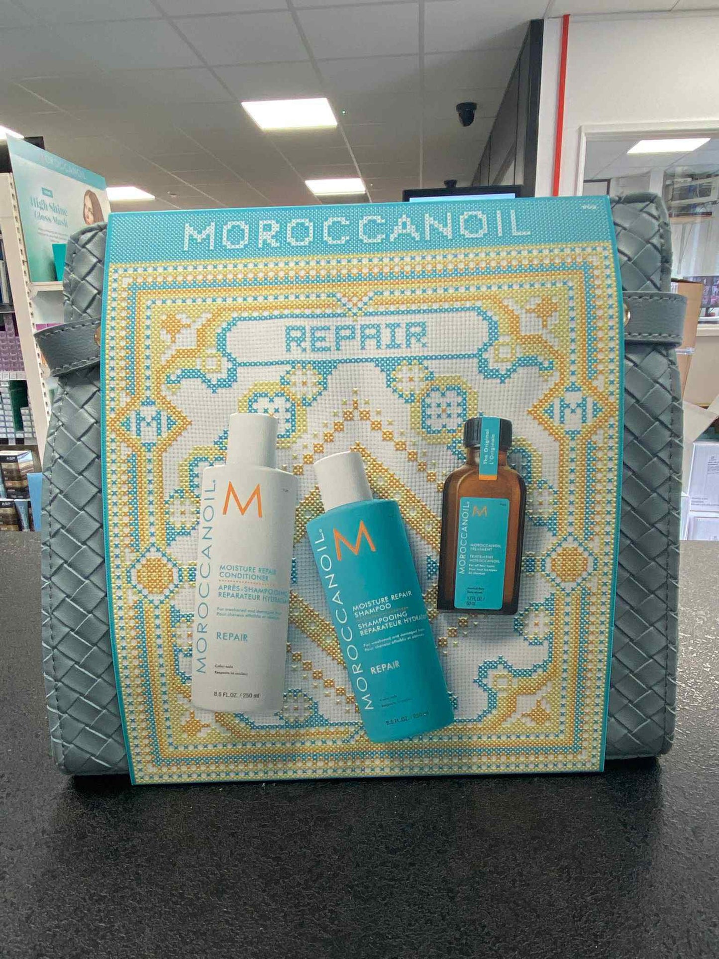 Moroccanoil Repair Holiday Set