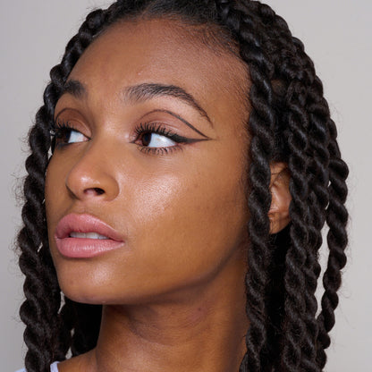 Mii Highliner Black & Glimmer Gel Eyeliner Pencil