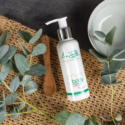 Eve Taylor Wellbeing Massage & Bath Blend